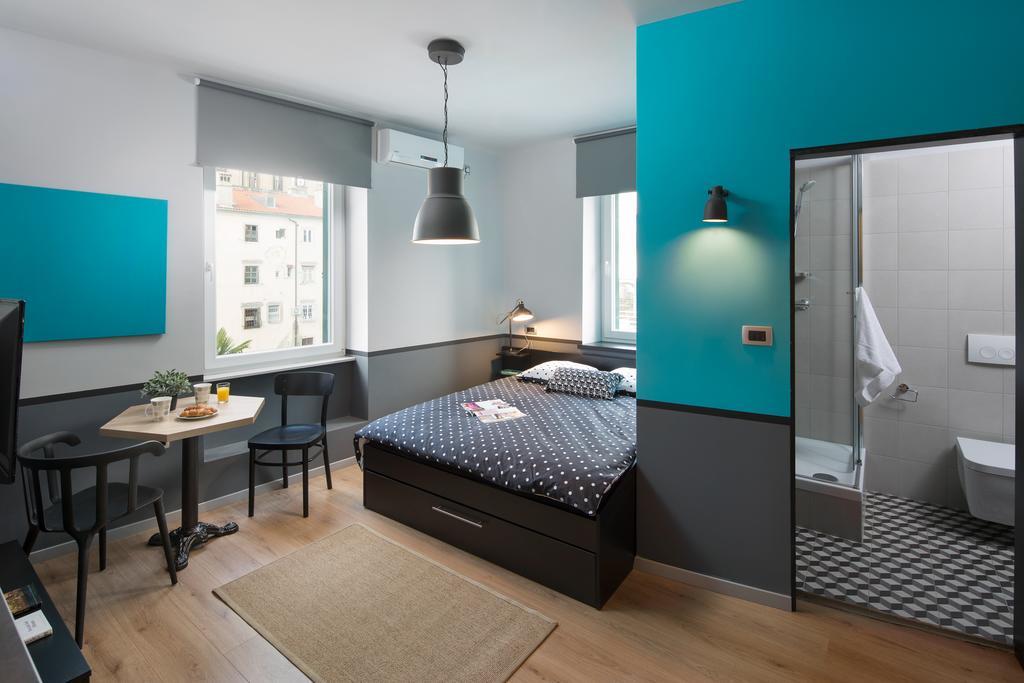 Studio Apartments River リエカ エクステリア 写真